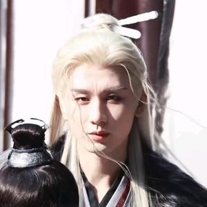 古希腊掌管神的神头像