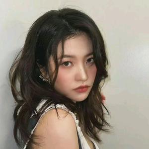 小刘今天开心嘛~头像