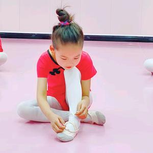 大小姐桃子头像