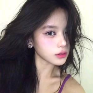 葡萄汁儿（看过时团演唱会版）头像