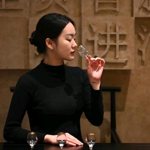 小欣的老酒头像