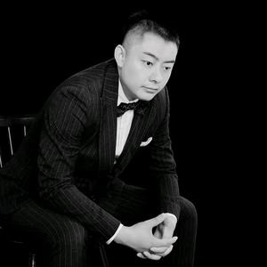 东哥数码头像