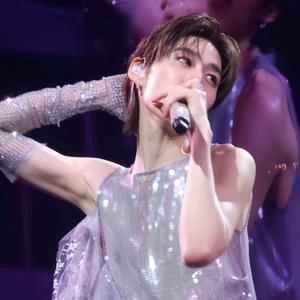 普吉岛的椰子糖🥥头像