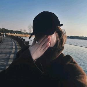 LᎭℯ⃝小懒猫头像