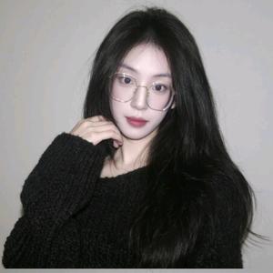 森林里的小精灵头像