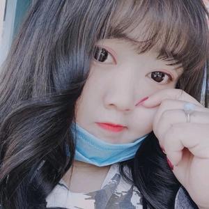 洛洛এ᭄゛头像