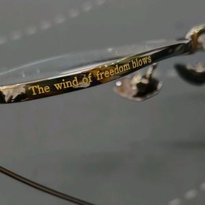 纪岁月以勤勉，晓世事以从容头像