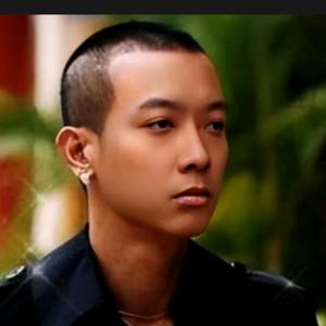 云间一缕光头像