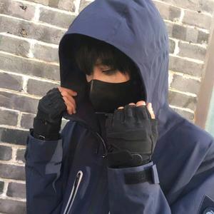 是梁子不是凉渍头像