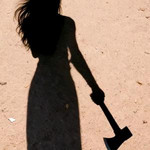 褚禾日当午头像