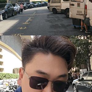 FOLLOW ME头像