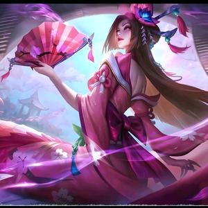 蓝枫蛇女（上单抽陀螺式）头像