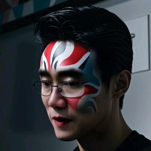 生活，没有旁观者！头像