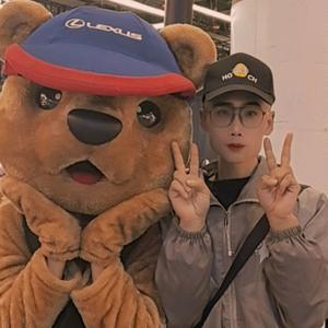 铁血销冠梦阿鑫头像