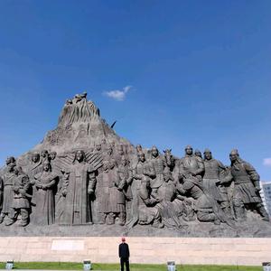 🌈让子弹再飞一会LZ🌈头像