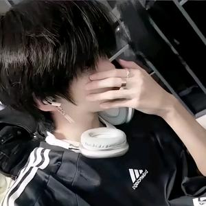 小蜘蛛🕷：小田头像