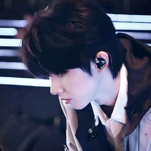 ·暮遇漫郁祺·头像