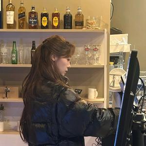 방민아&온주완（面包本月结婚版🎉）🐑头像