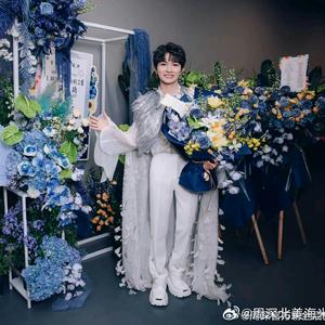 深深的深💙.🎤♪♫头像