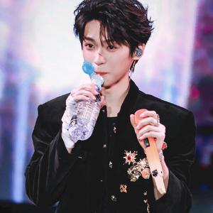 ་·籽渝你·头像