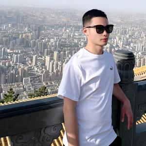 小李飞镖🎯头像