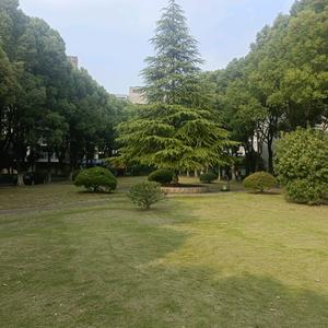 笑口常开😎工商大学头像