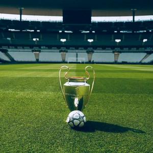 🌈大源儿爱看足球⚽️头像