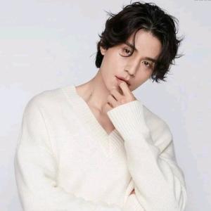 Lee  Dong wook头像