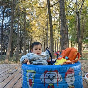 甜甜的甜瓜和墨宝头像