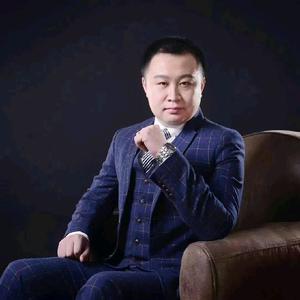 大鹏 在路上头像