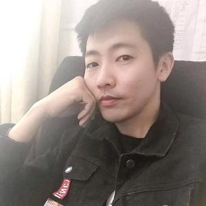 小帅老师😎头像