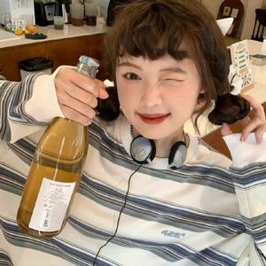 猫猫爱喝可乐头像