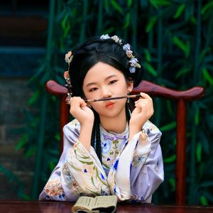 郭芮涵爱唱歌头像