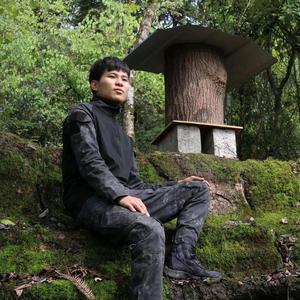 小王｛土养中蜂｝头像