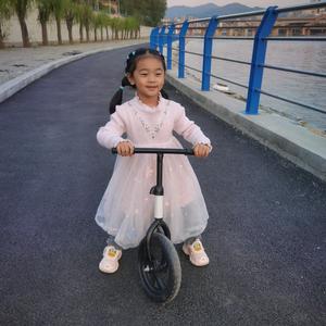 房小妞❤️🐭❤️头像