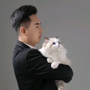 猫学长小鱼干头像