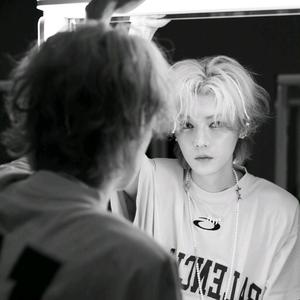 祖宗.(见过鹿晗四次版)头像