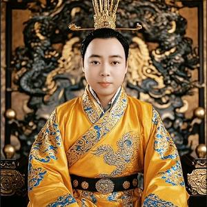 錢龘🐲似锦头像