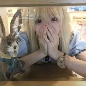 脑袋困掉了💤头像