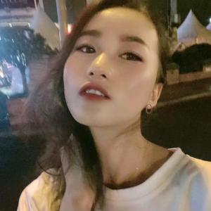 ♛〖 冯柒柒 〗♛头像