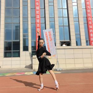 拉丁女孩Lana头像