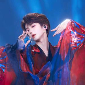 雨滴坠入爱河头像