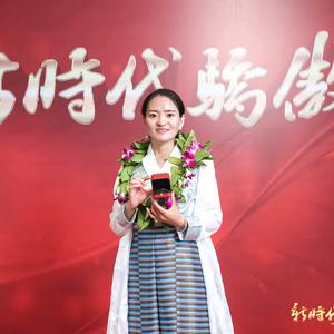 新时代🇨🇳卓嘎头像