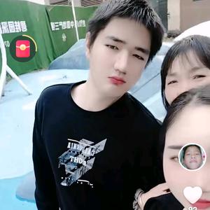 我家有三宝头像