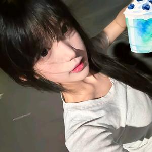 程萩源霖.醒＾头像