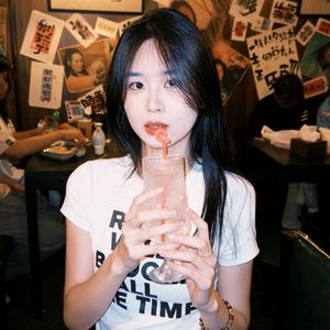 惠惠要自律头像