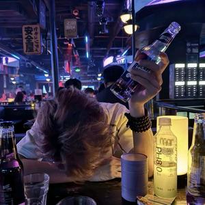 ^每天都好困^头像