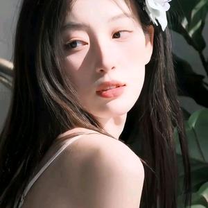 小朵的引力头像