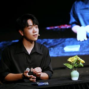 小李老师头像