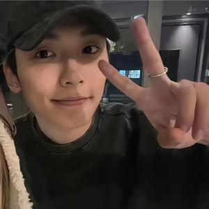 如果你也爱听郑润泽头像